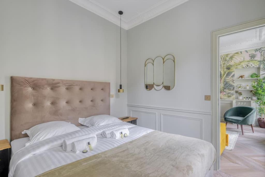 Apartmán Bright And Gorgeous Flat In The Heart Of Paříž Exteriér fotografie